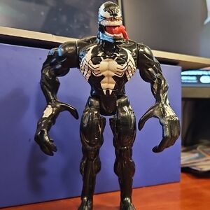 1997 Marvel Animated Spider-Man Series - VENOM - Collectible Figure